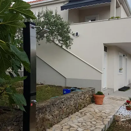 Bila Lumbrela * Supetar