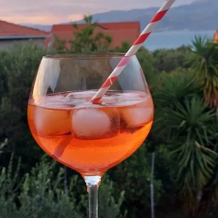 Bila Lumbrela Supetar