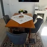 Bila Lumbrela * Supetar