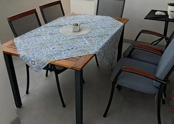 Bila Lumbrela Supetar